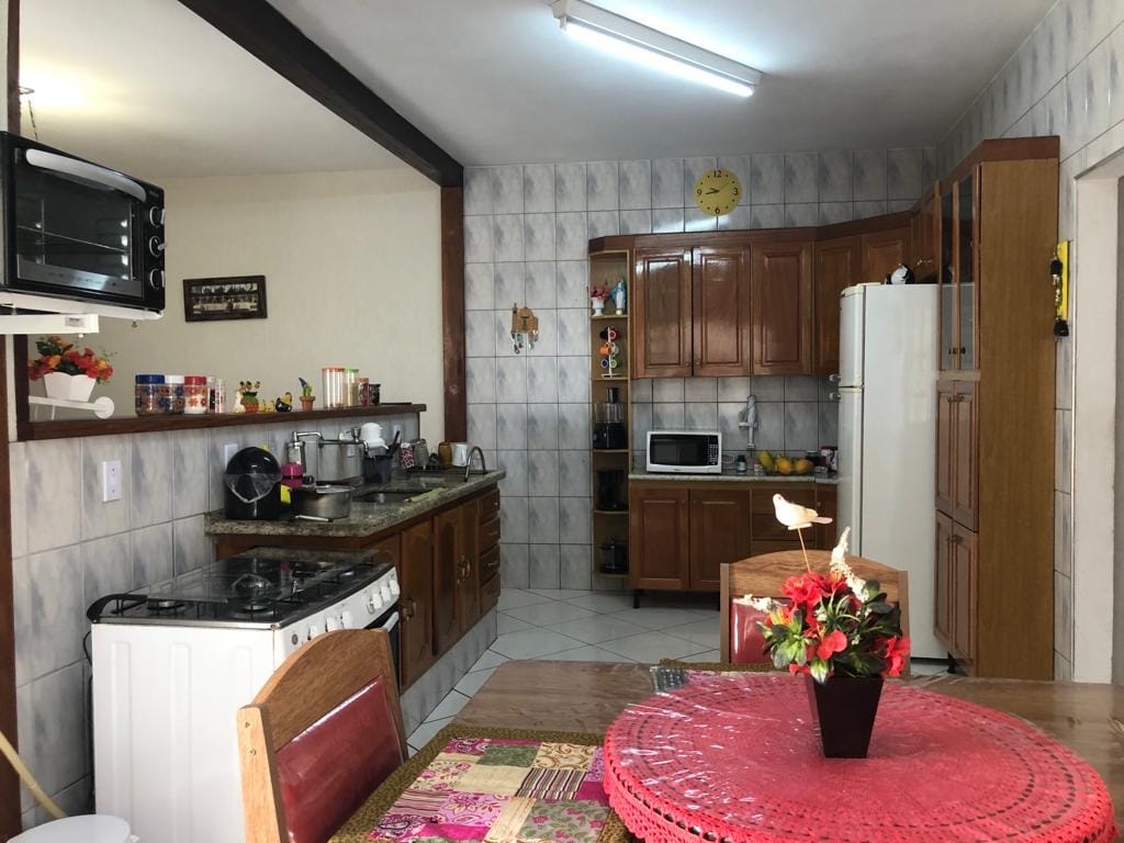 Casa à venda com 3 quartos, 130m² - Foto 3