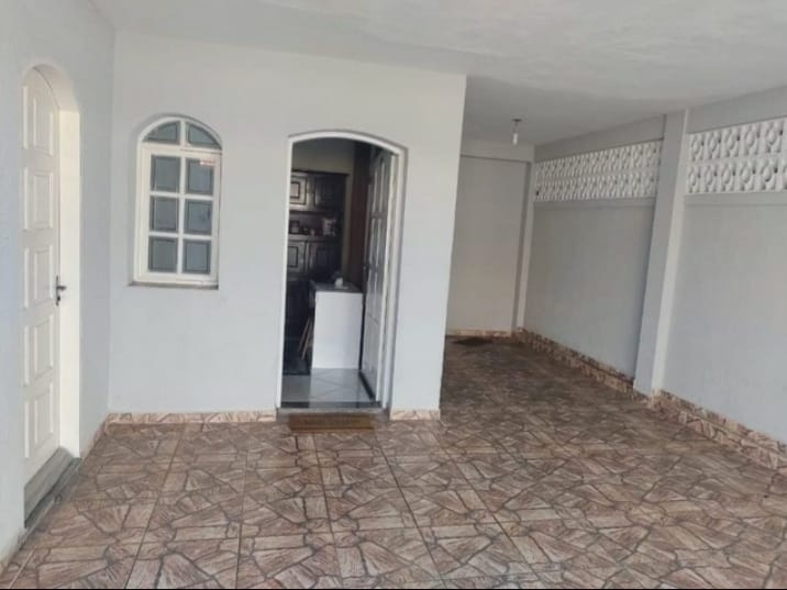 Casa à venda com 2 quartos, 151m² - Foto 2