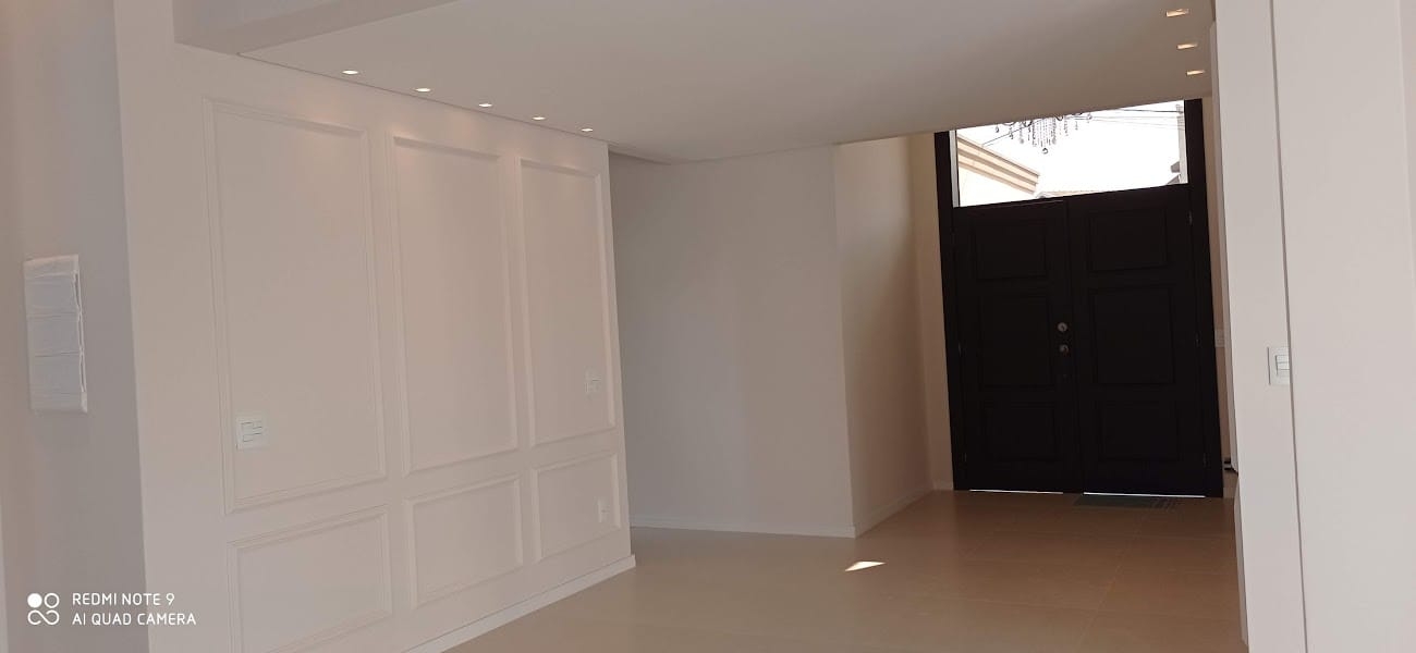Sobrado à venda e aluguel com 4 quartos, 270m² - Foto 9