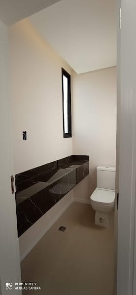 Sobrado à venda e aluguel com 4 quartos, 270m² - Foto 25