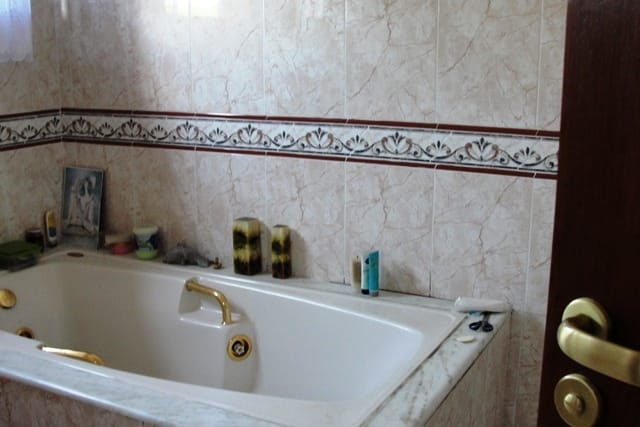 Sobrado à venda e aluguel com 4 quartos, 273m² - Foto 9