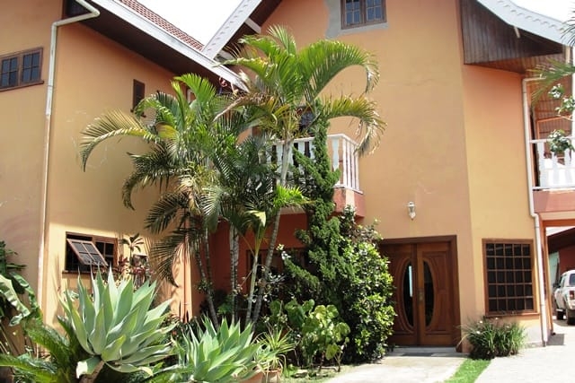 Sobrado à venda e aluguel com 4 quartos, 273m² - Foto 2