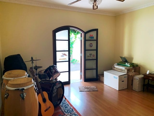 Casa à venda com 3 quartos, 370m² - Foto 16