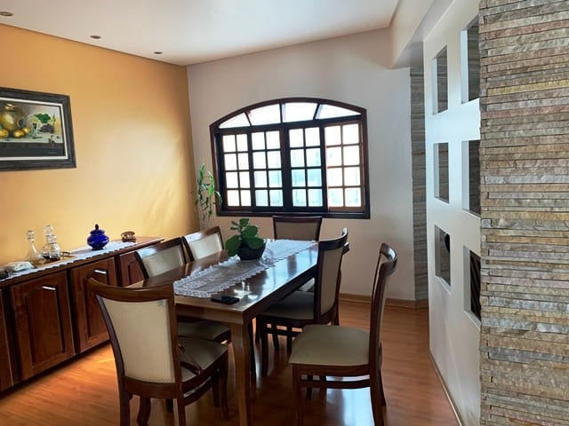 Casa à venda com 3 quartos, 370m² - Foto 9