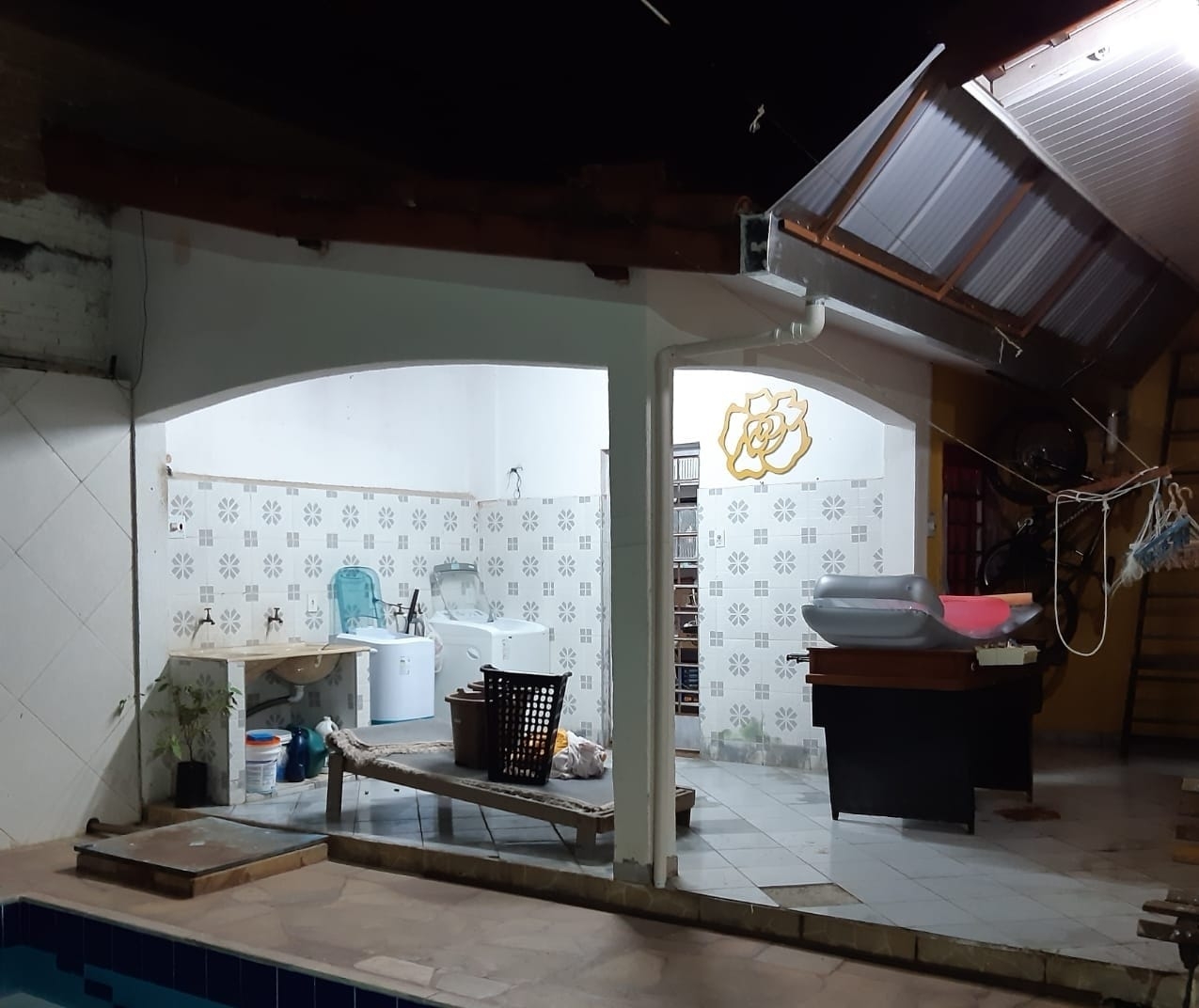 Casa à venda com 3 quartos, 250m² - Foto 9