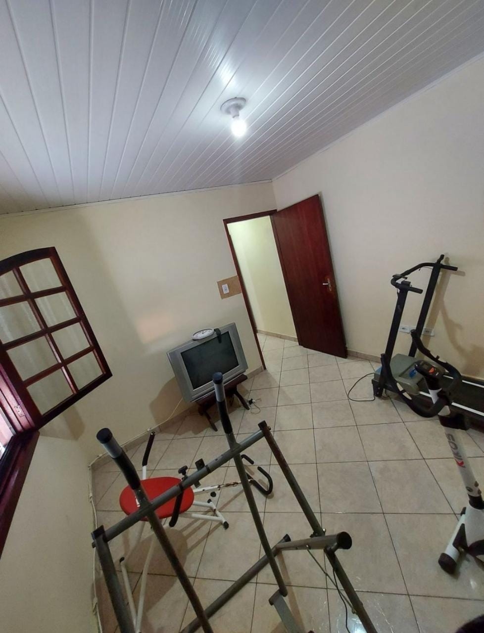 Casa à venda com 4 quartos, 200m² - Foto 17