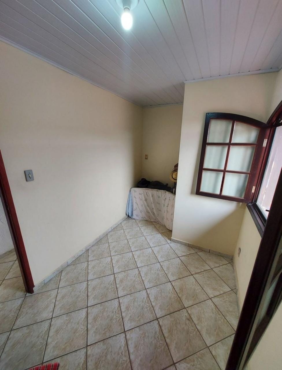 Casa à venda com 4 quartos, 200m² - Foto 18