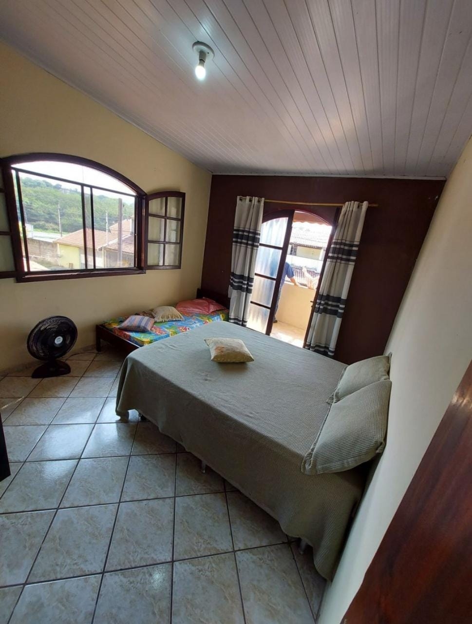 Casa à venda com 4 quartos, 200m² - Foto 19