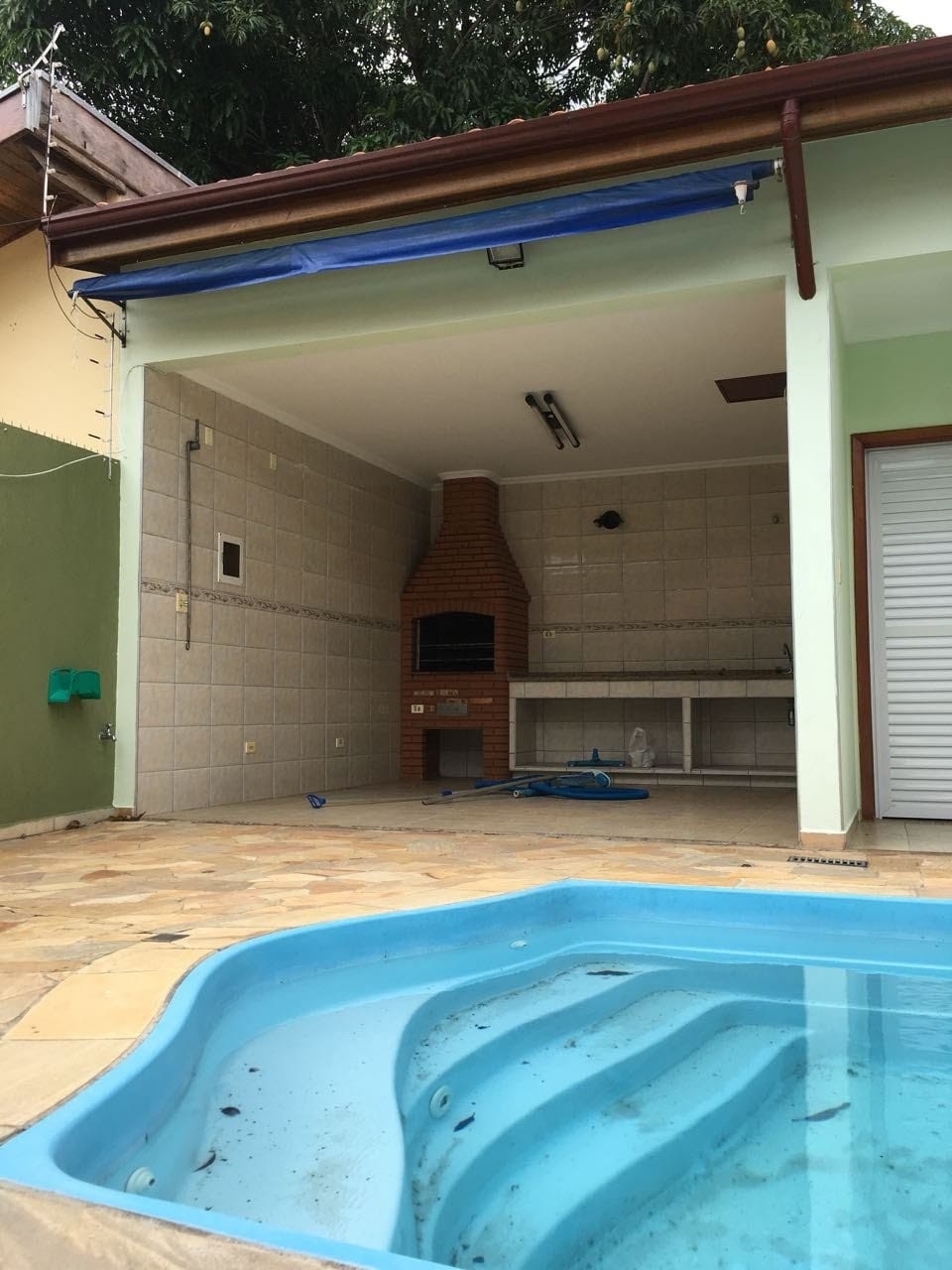 Casa à venda com 3 quartos, 300m² - Foto 3