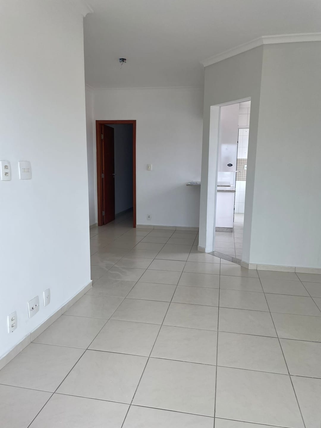 Apartamento à venda com 2 quartos, 98m² - Foto 4