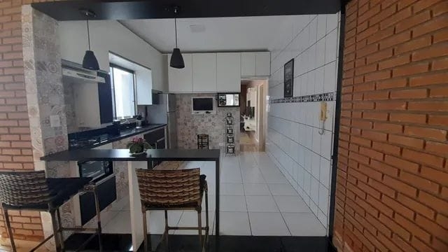 Casa, 3 quartos, 300 m² - Foto 6