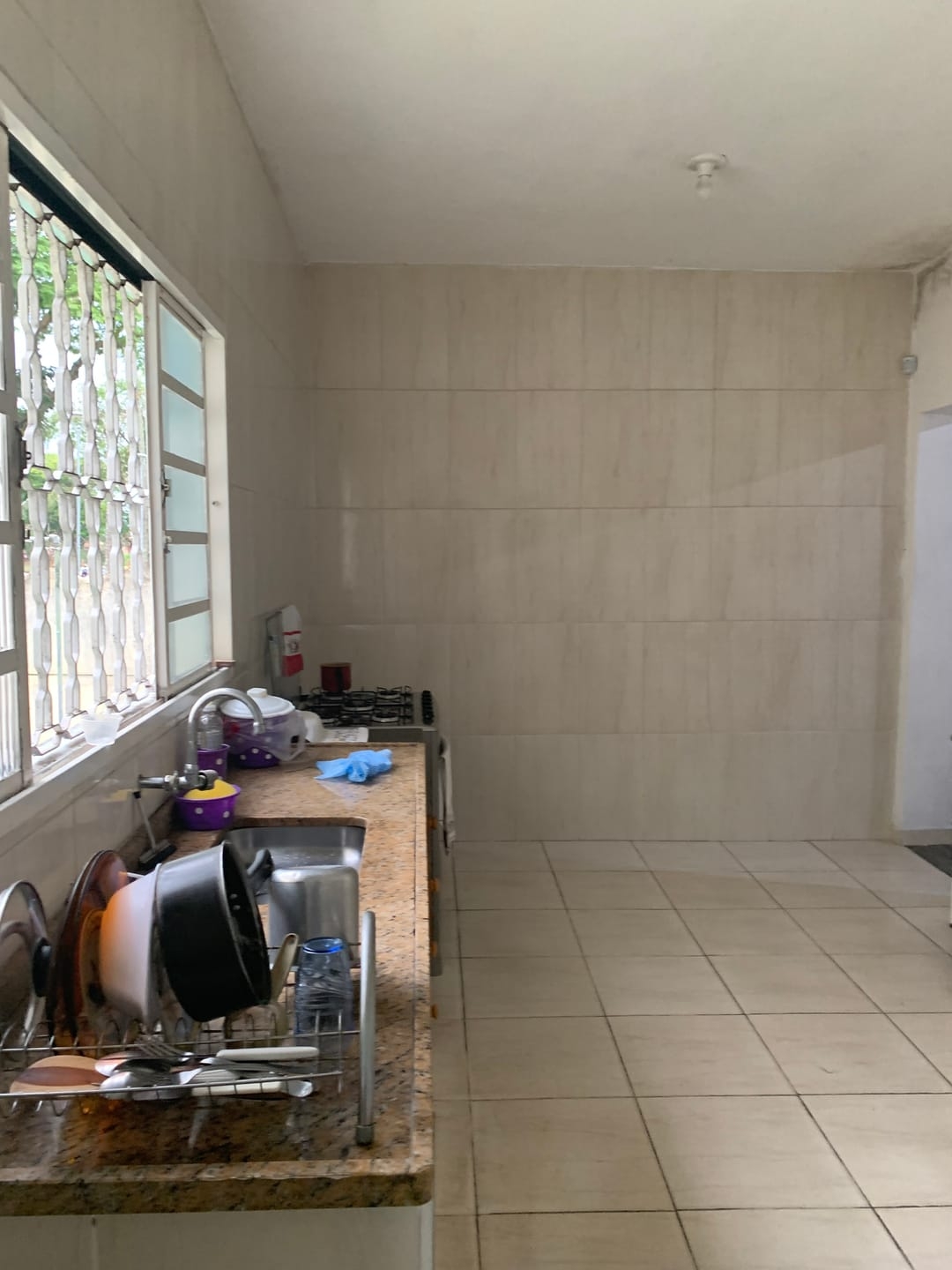 Casa à venda com 3 quartos, 90m² - Foto 14