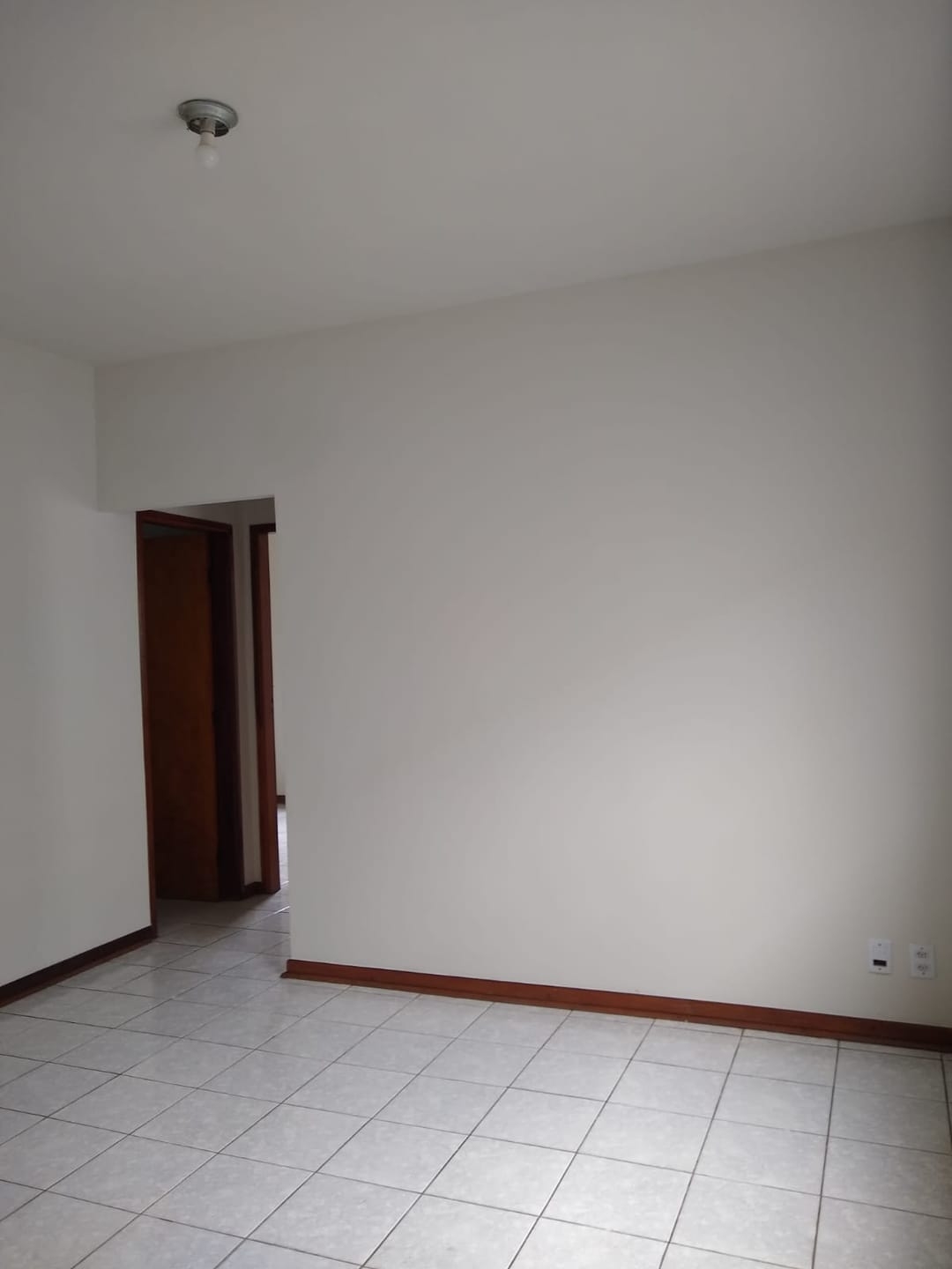 Apartamento à venda com 1 quarto, 55m² - Foto 1