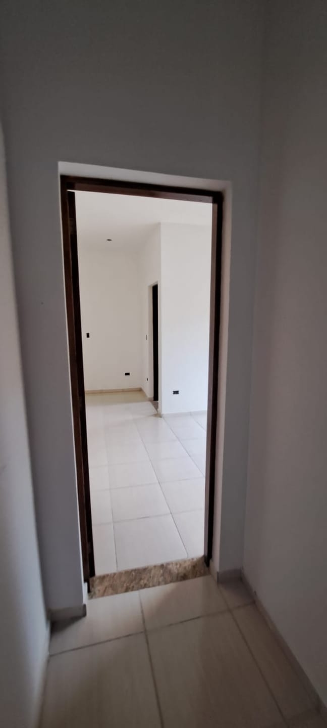 Casa à venda com 2 quartos, 84m² - Foto 11