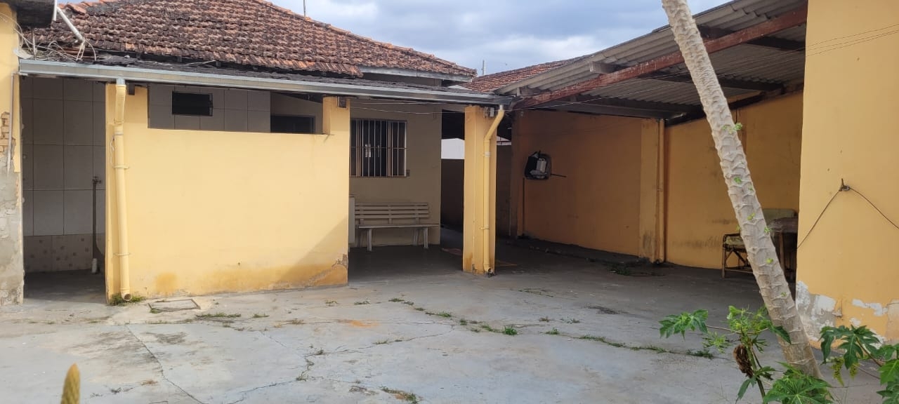 Casa à venda com 3 quartos, 195m² - Foto 4