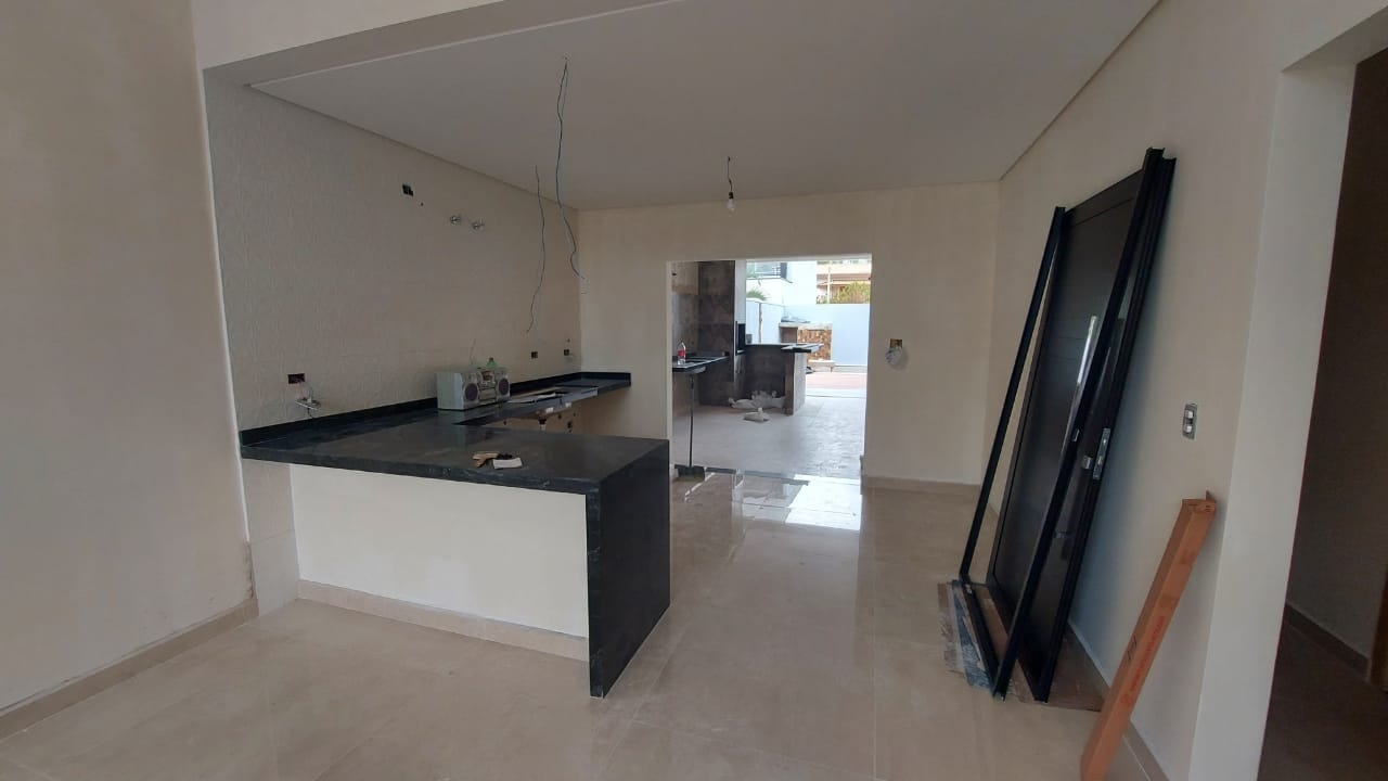 Casa, 3 quartos, 184 m² - Foto 2