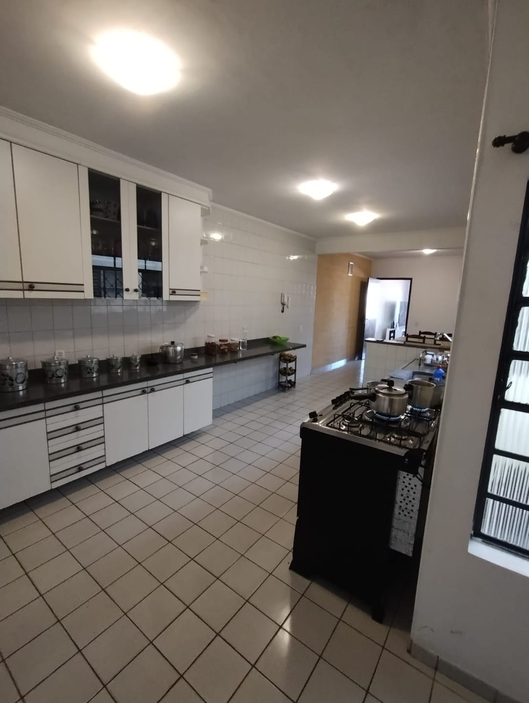 Casa à venda com 3 quartos, 190m² - Foto 11