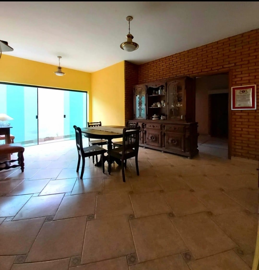 Casa à venda com 3 quartos, 375m² - Foto 4
