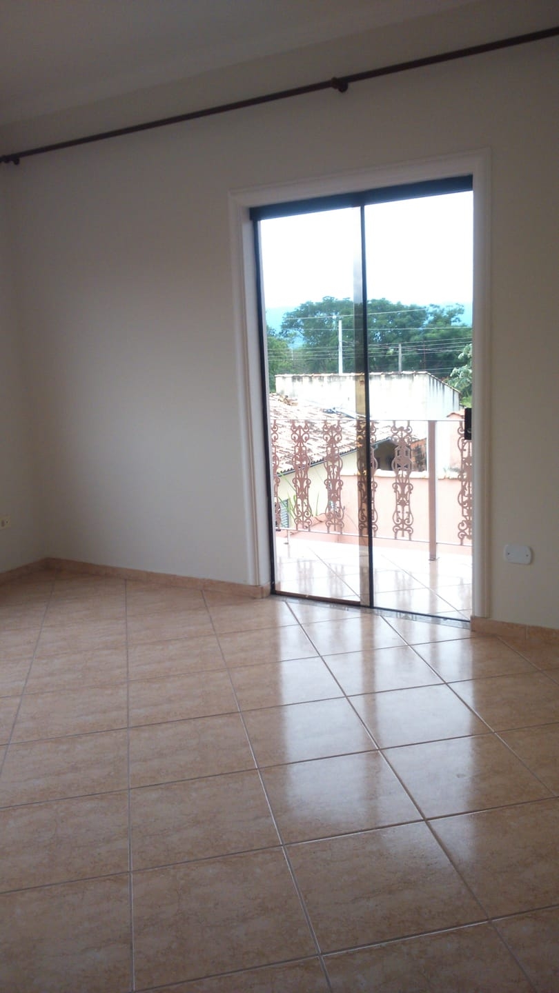 Casa à venda com 2 quartos, 200m² - Foto 13