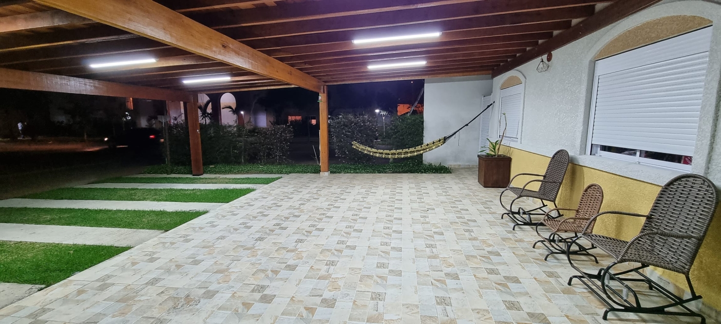 Casa de Condomínio à venda com 3 quartos, 150m² - Foto 3