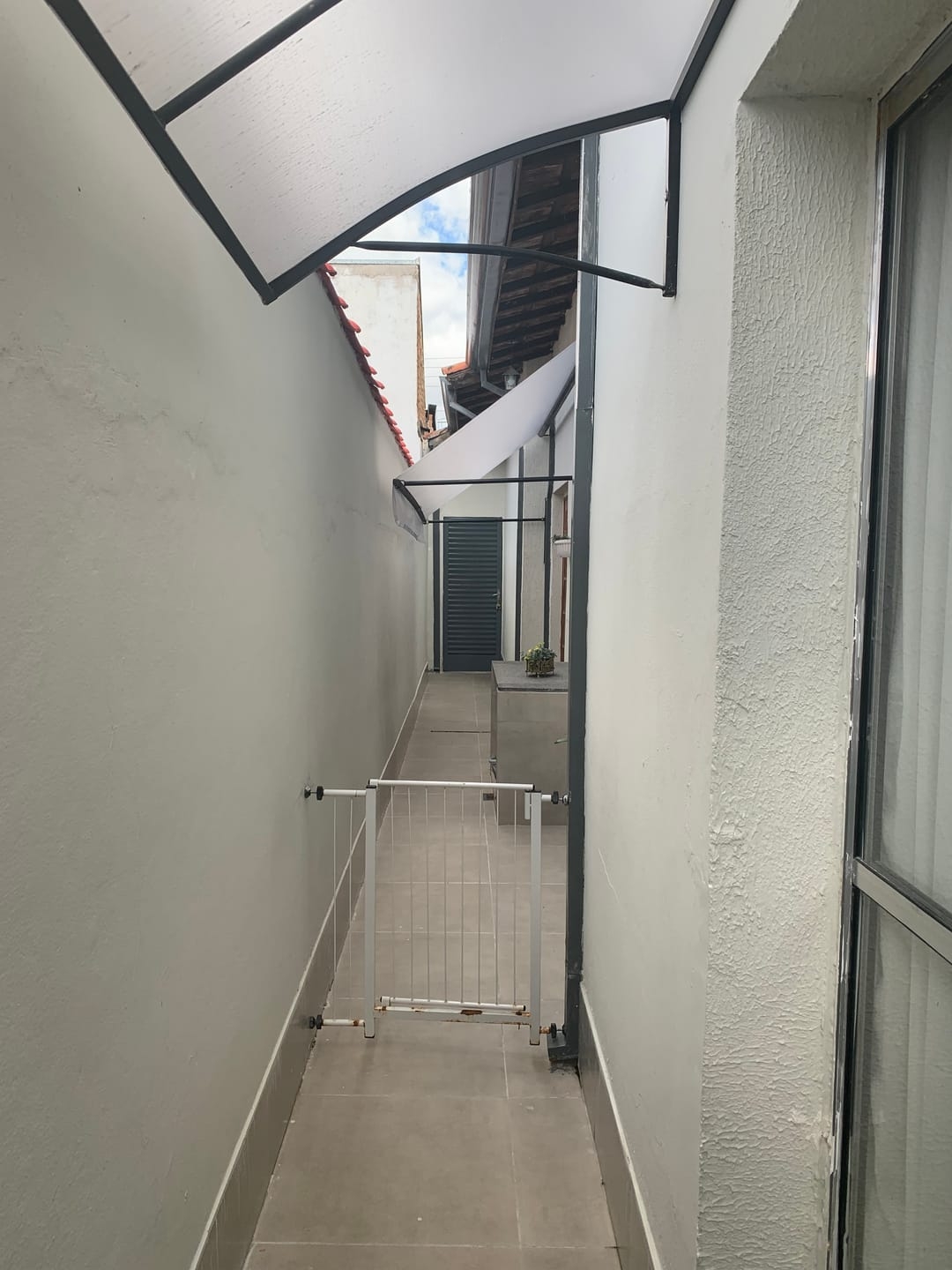 Casa à venda com 2 quartos, 100m² - Foto 4