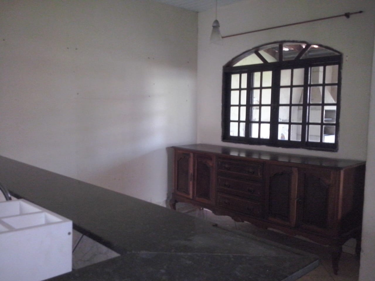 Casa à venda com 3 quartos, 100m² - Foto 4