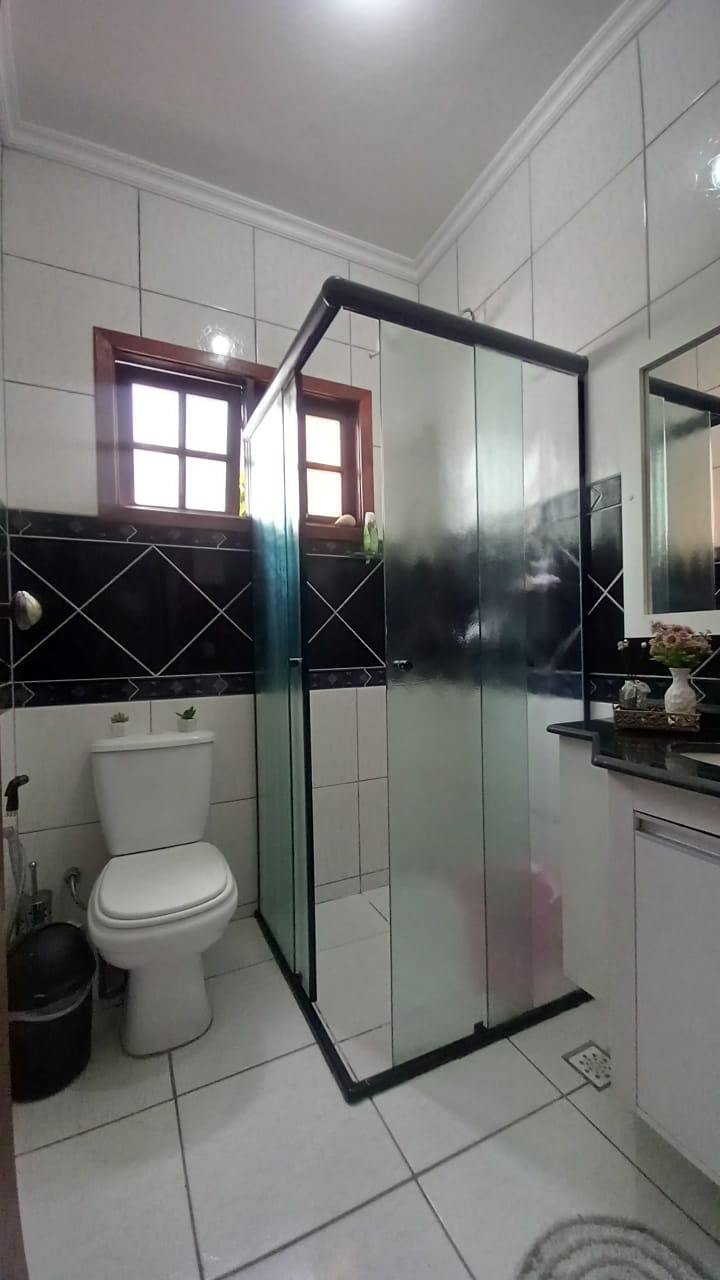 Casa, 4 quartos, 157 m² - Foto 2
