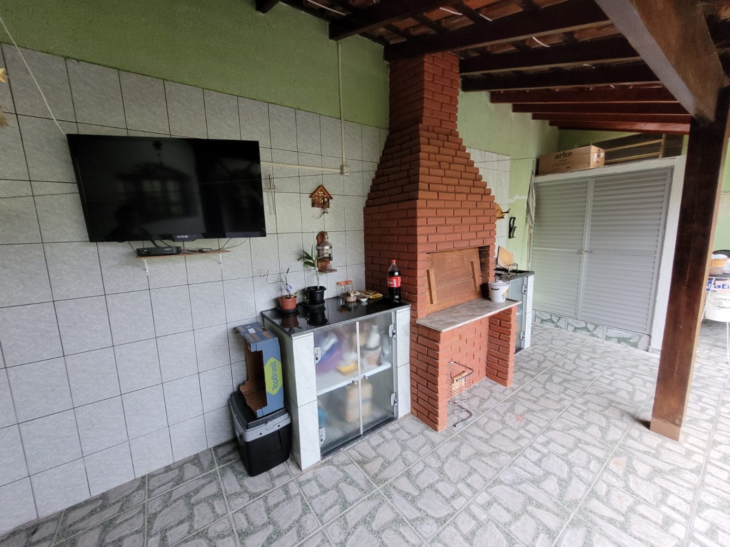 Casa à venda com 4 quartos, 225m² - Foto 4
