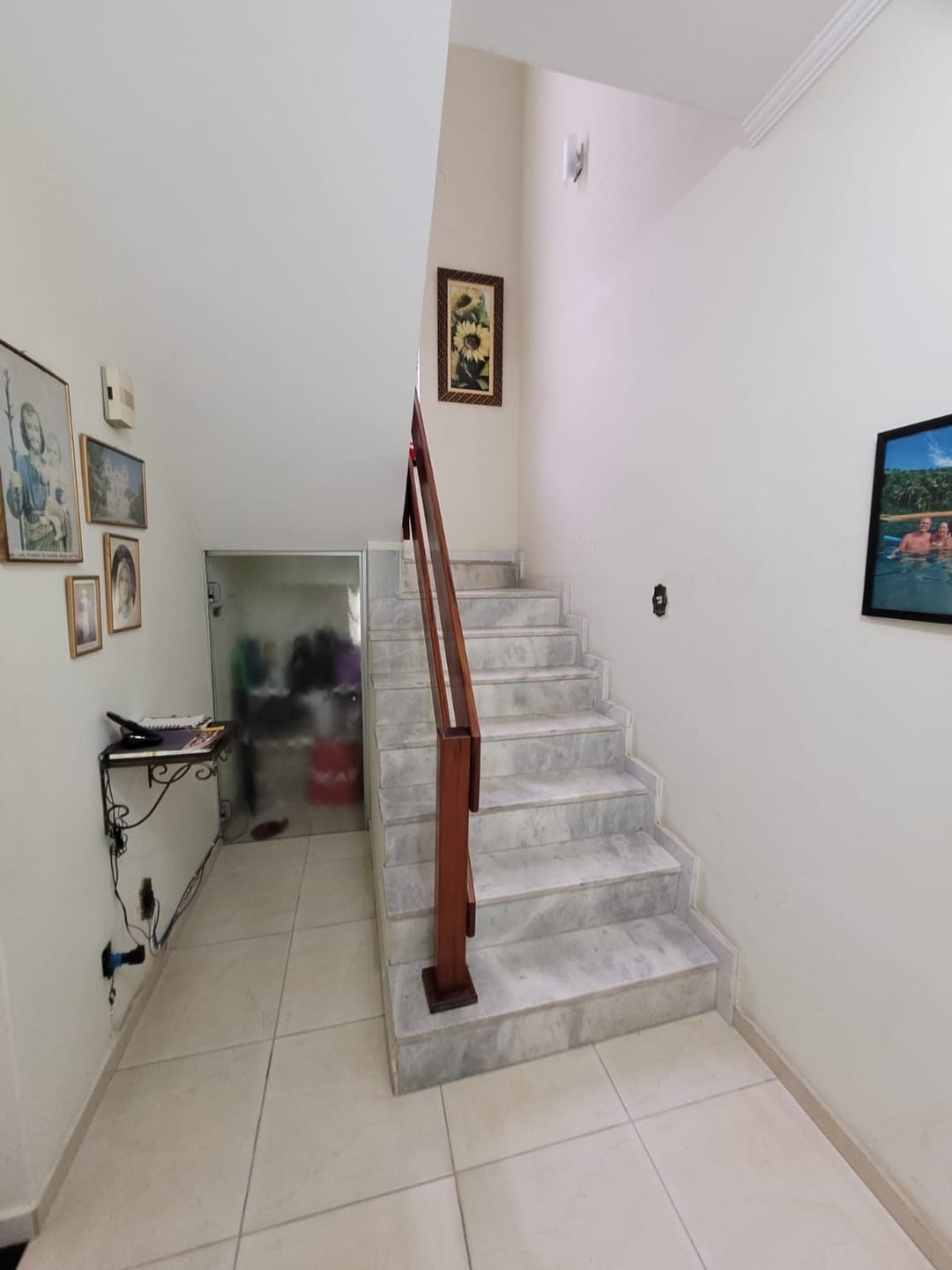 Casa à venda com 4 quartos, 225m² - Foto 3