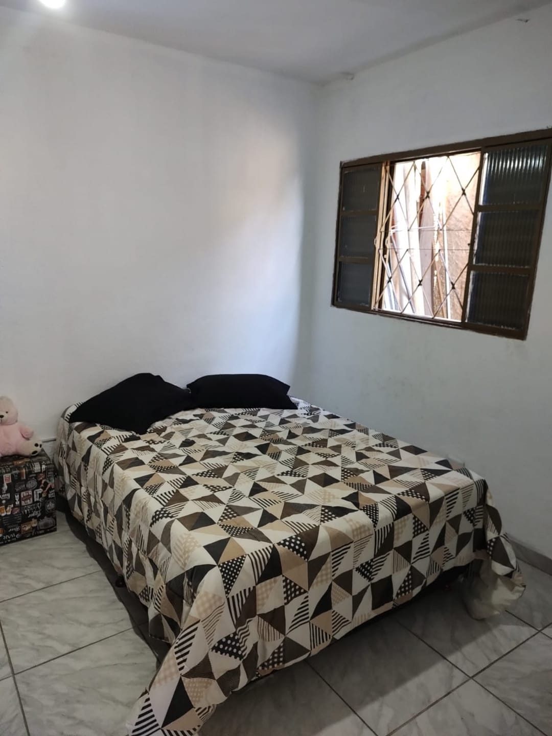 Casa à venda com 2 quartos, 100m² - Foto 4