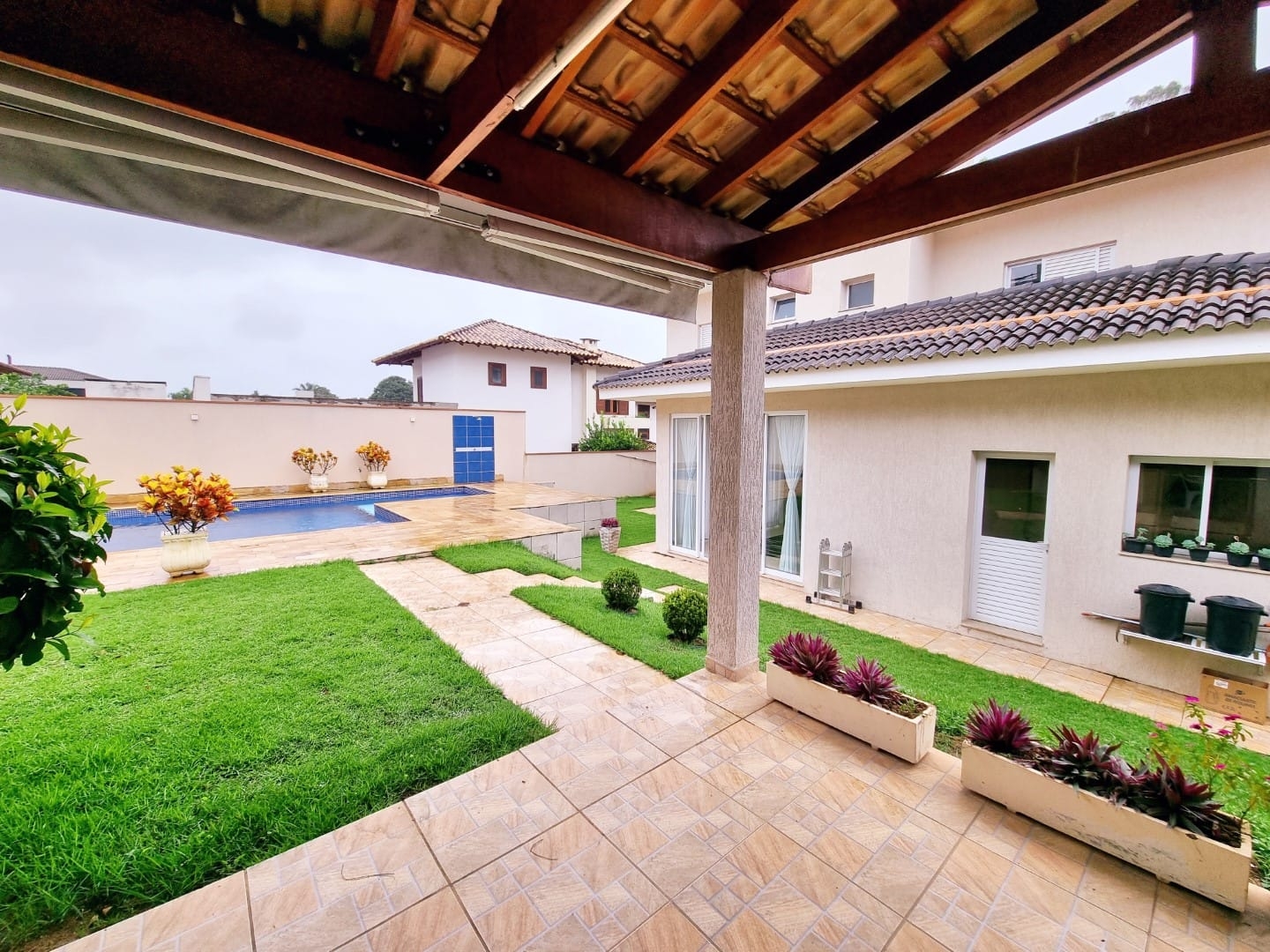 Casa de Condomínio à venda, 374m² - Foto 20