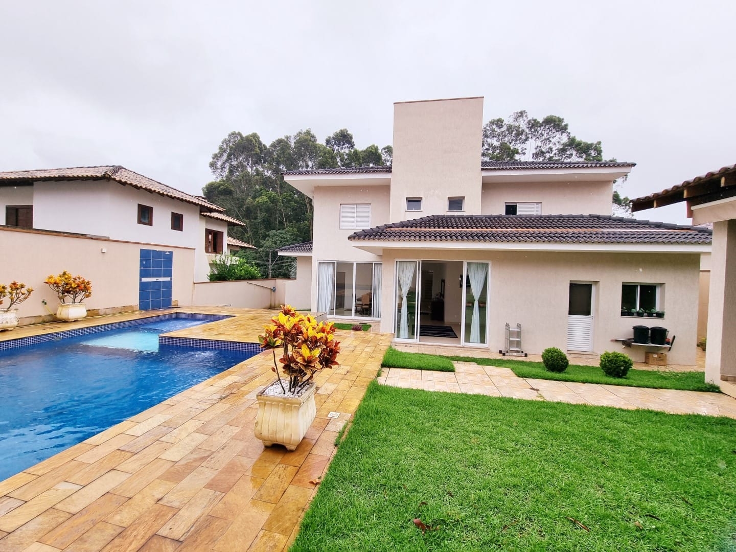 Casa de Condomínio à venda, 374m² - Foto 12