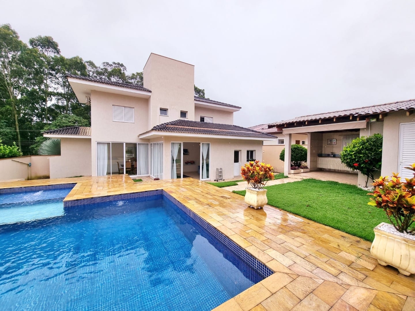 Casa de Condomínio à venda, 374m² - Foto 9