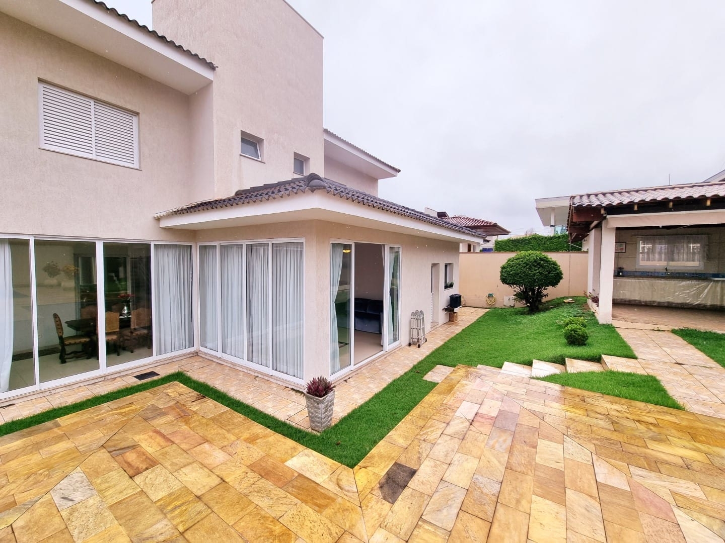 Casa de Condomínio à venda, 374m² - Foto 8