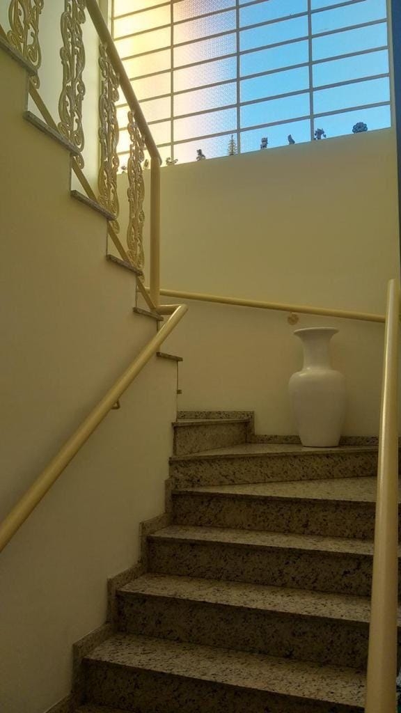 Casa à venda com 3 quartos, 250m² - Foto 7