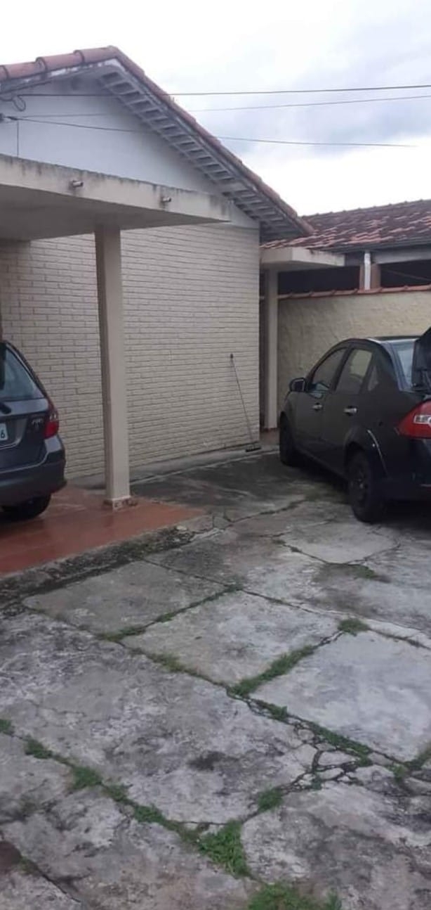 Casa à venda com 3 quartos, 160m² - Foto 1