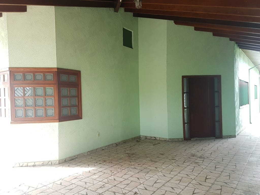 Casa à venda e aluguel com 4 quartos, 212m² - Foto 4