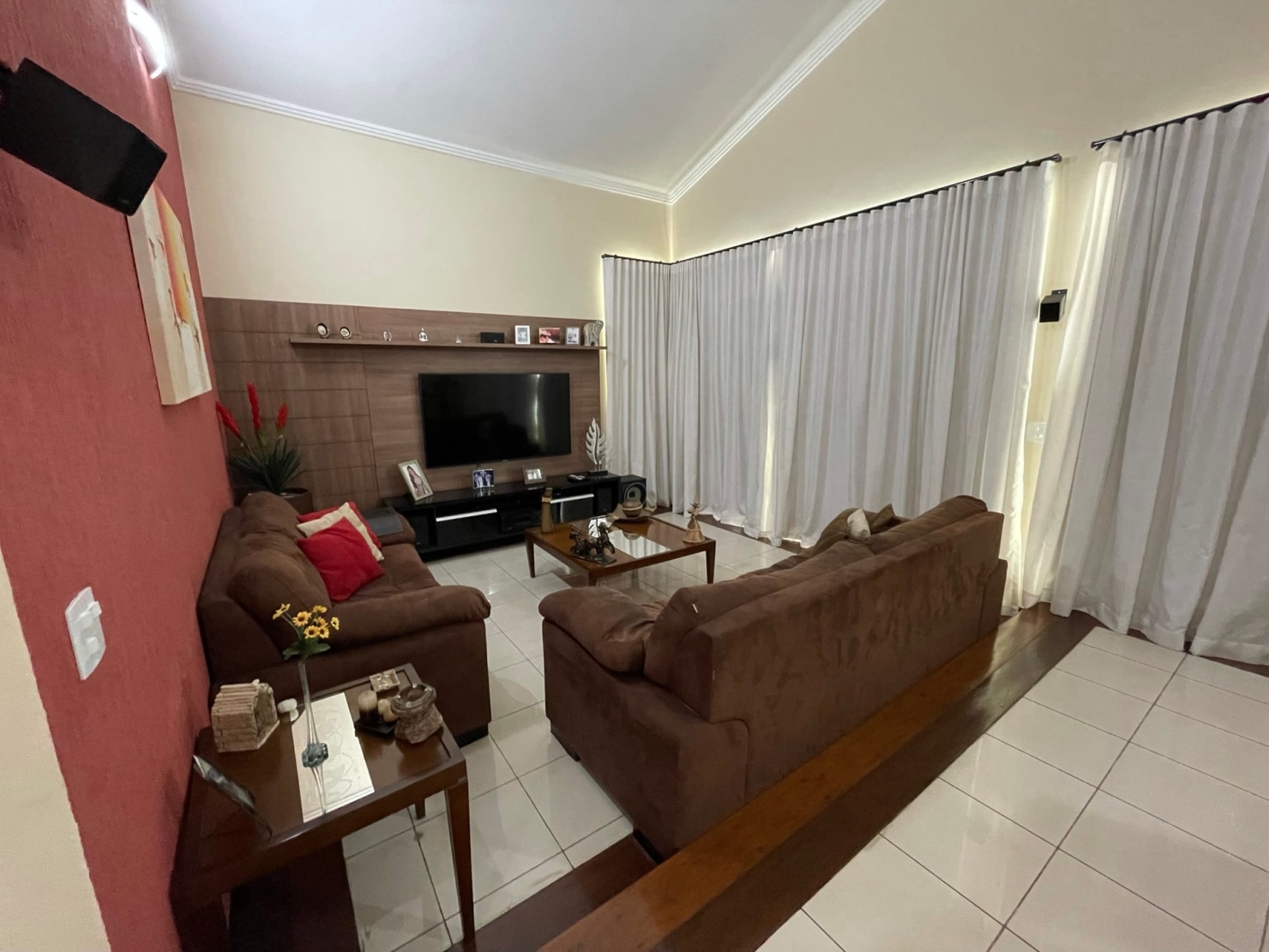 Casa, 3 quartos, 250 m² - Foto 11