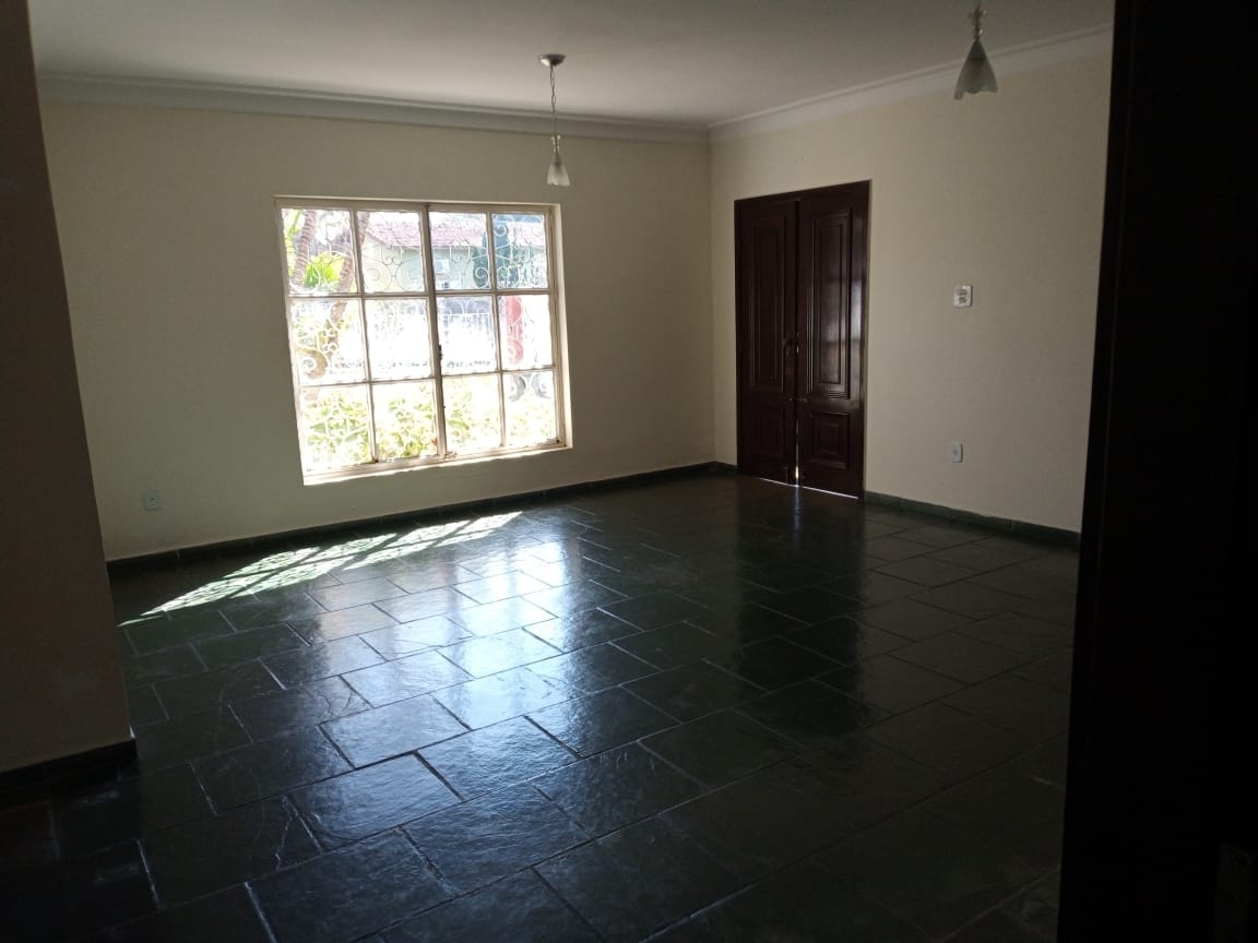 Casa à venda com 3 quartos, 146m² - Foto 8
