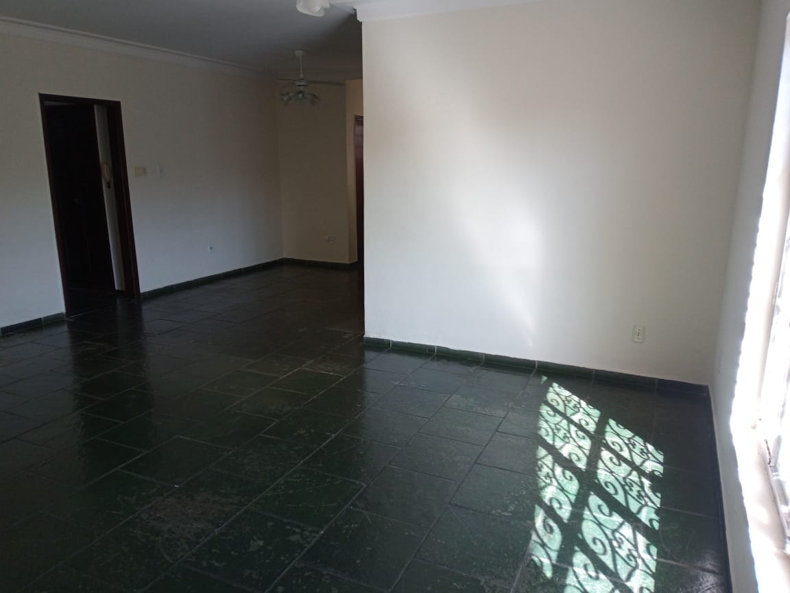 Casa à venda com 3 quartos, 146m² - Foto 11