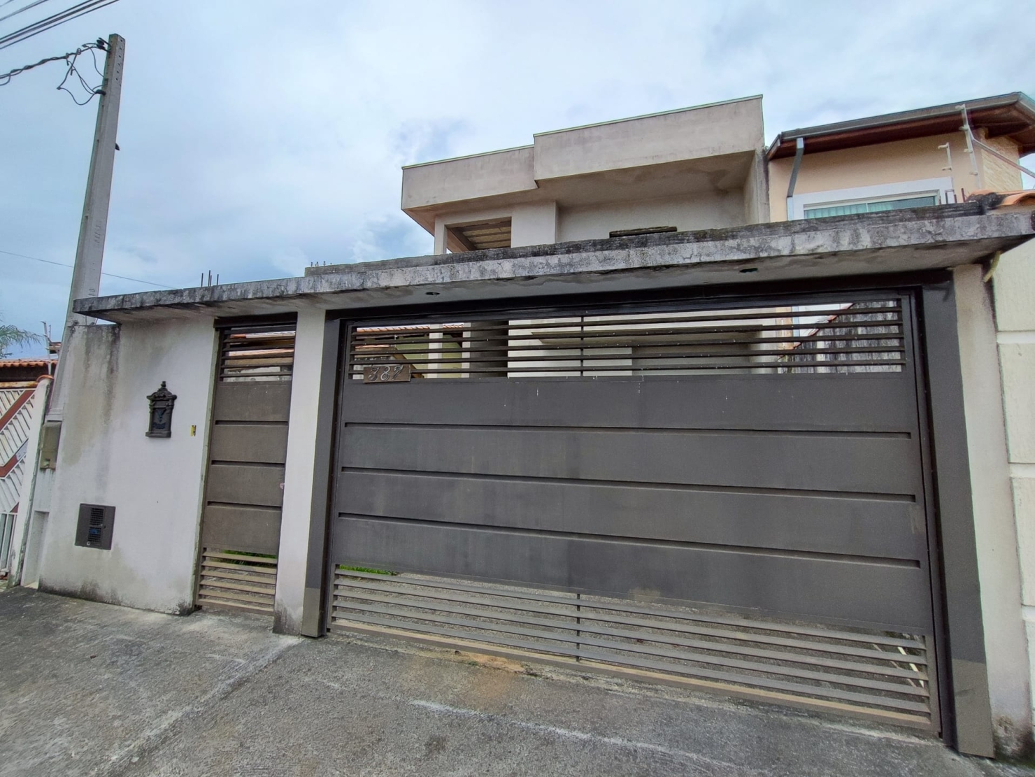 Sobrado à venda com 3 quartos, 210m² - Foto 2