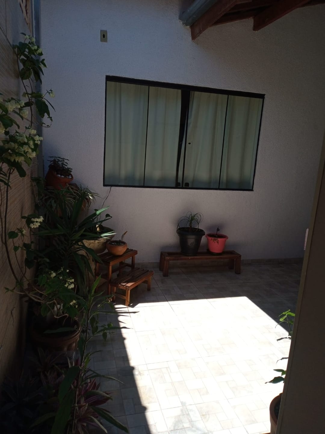 Casa à venda com 3 quartos, 74m² - Foto 4