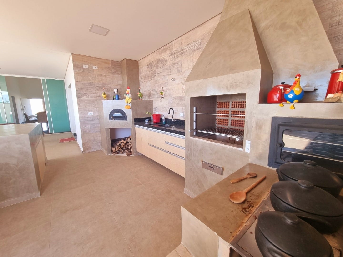Casa de Condomínio à venda e aluguel com 3 quartos, 300m² - Foto 4