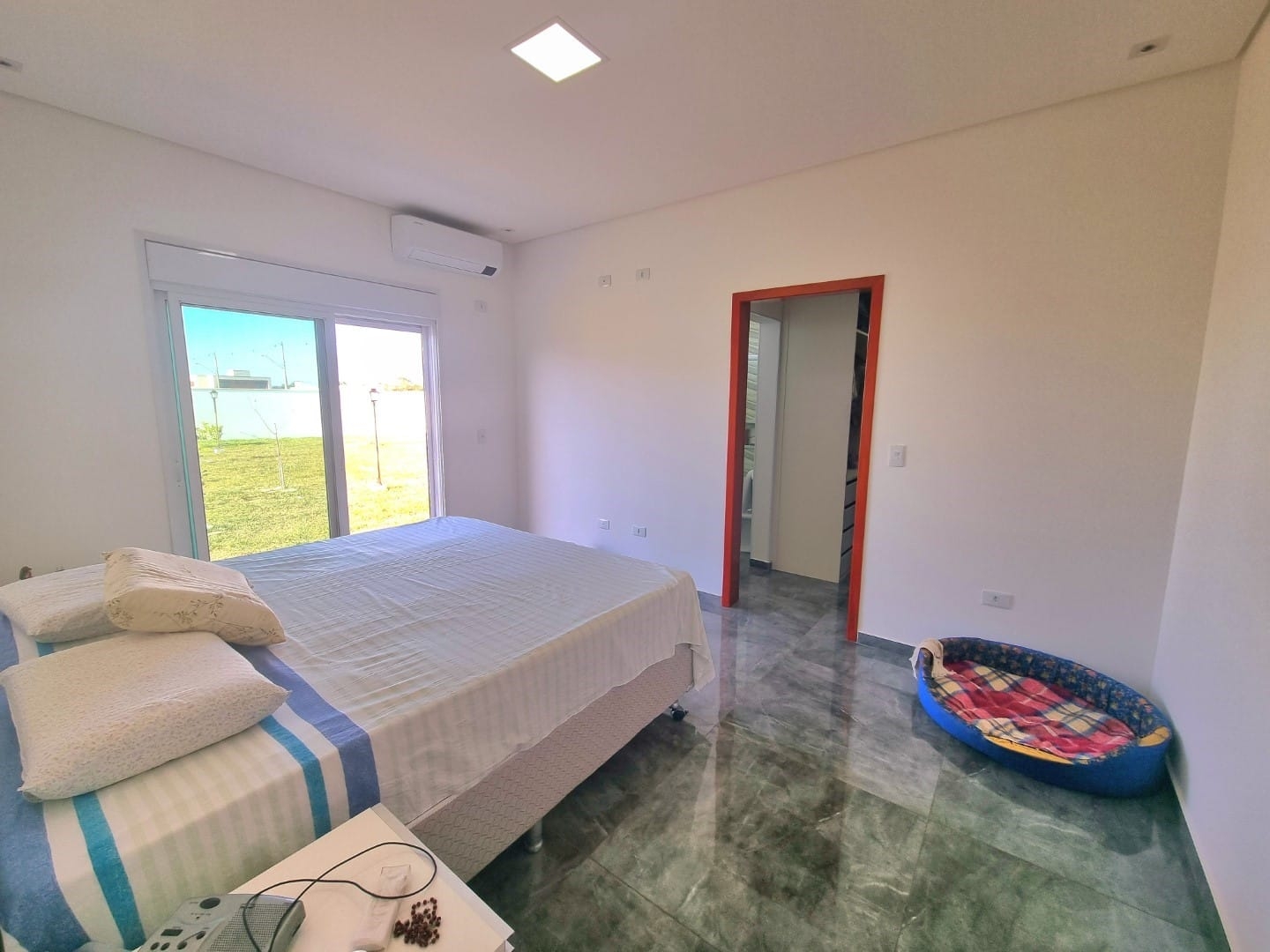 Casa de Condomínio à venda e aluguel com 3 quartos, 300m² - Foto 17