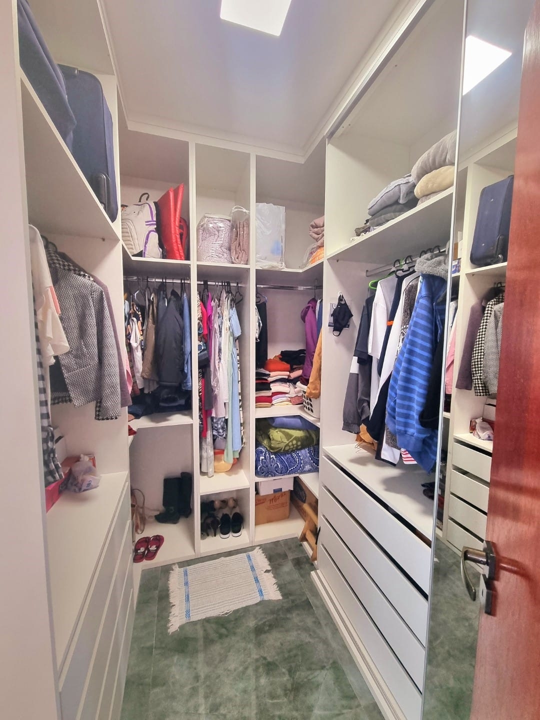 Casa de Condomínio à venda e aluguel com 3 quartos, 300m² - Foto 18