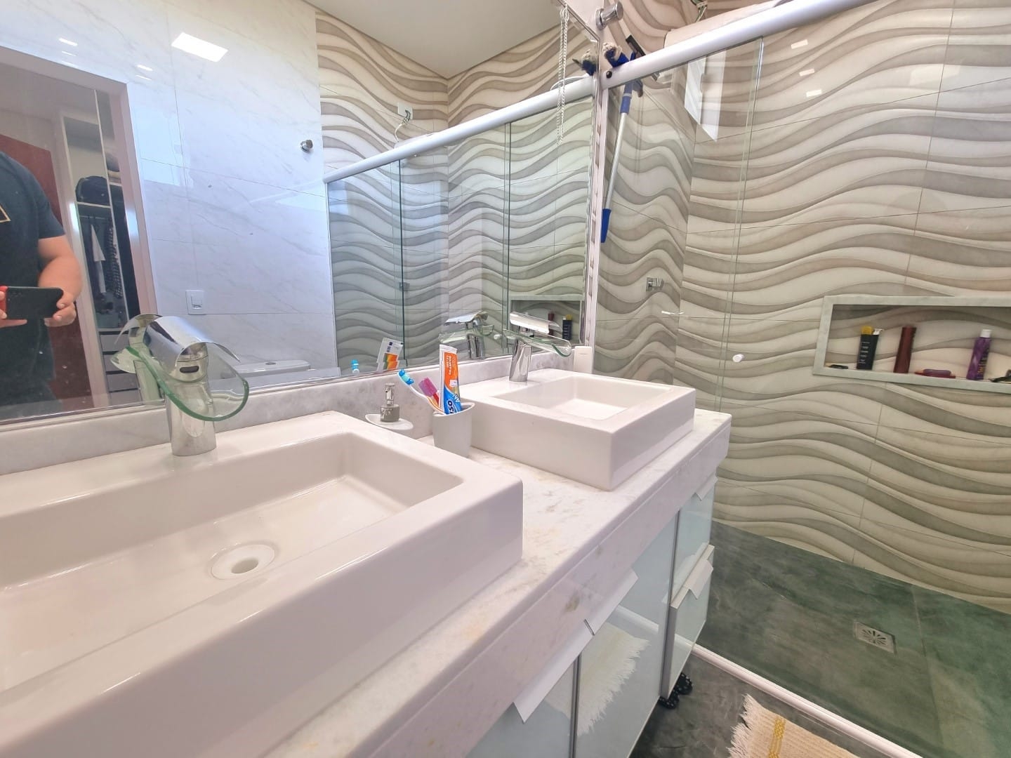 Casa de Condomínio à venda e aluguel com 3 quartos, 300m² - Foto 20