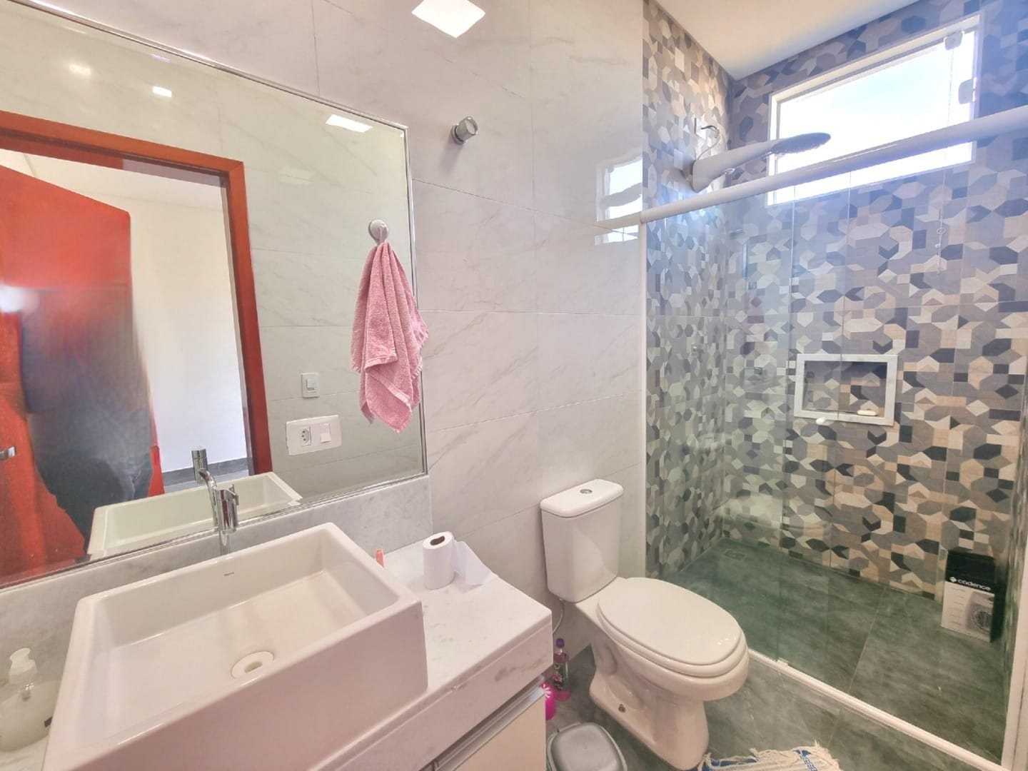 Casa de Condomínio à venda e aluguel com 3 quartos, 300m² - Foto 24