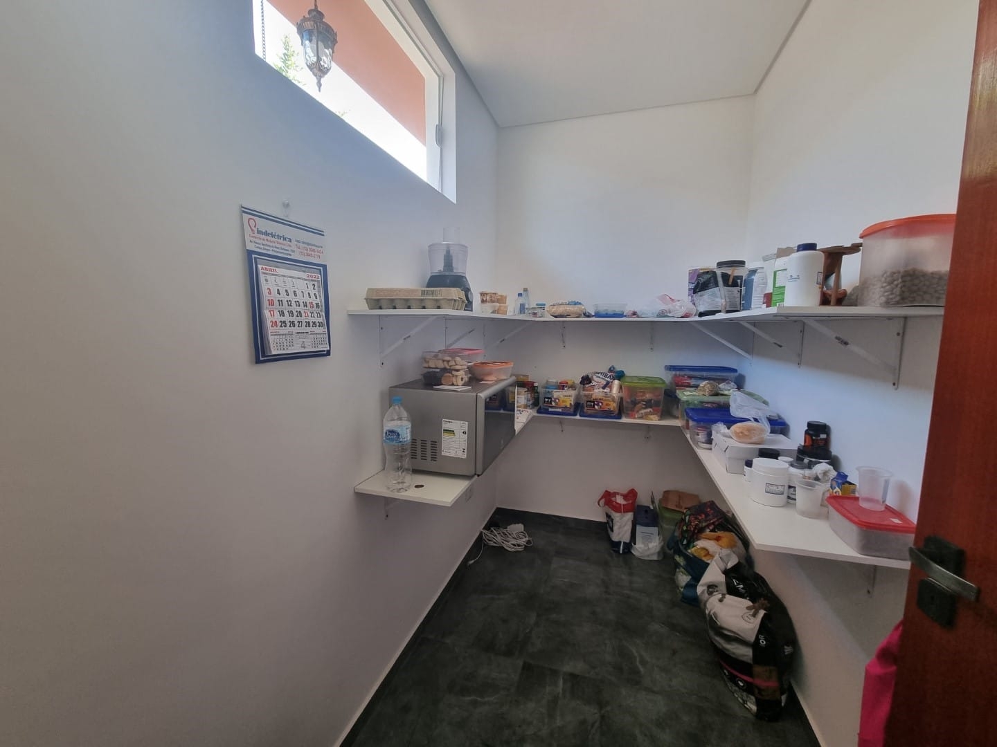Casa de Condomínio à venda e aluguel com 3 quartos, 300m² - Foto 30