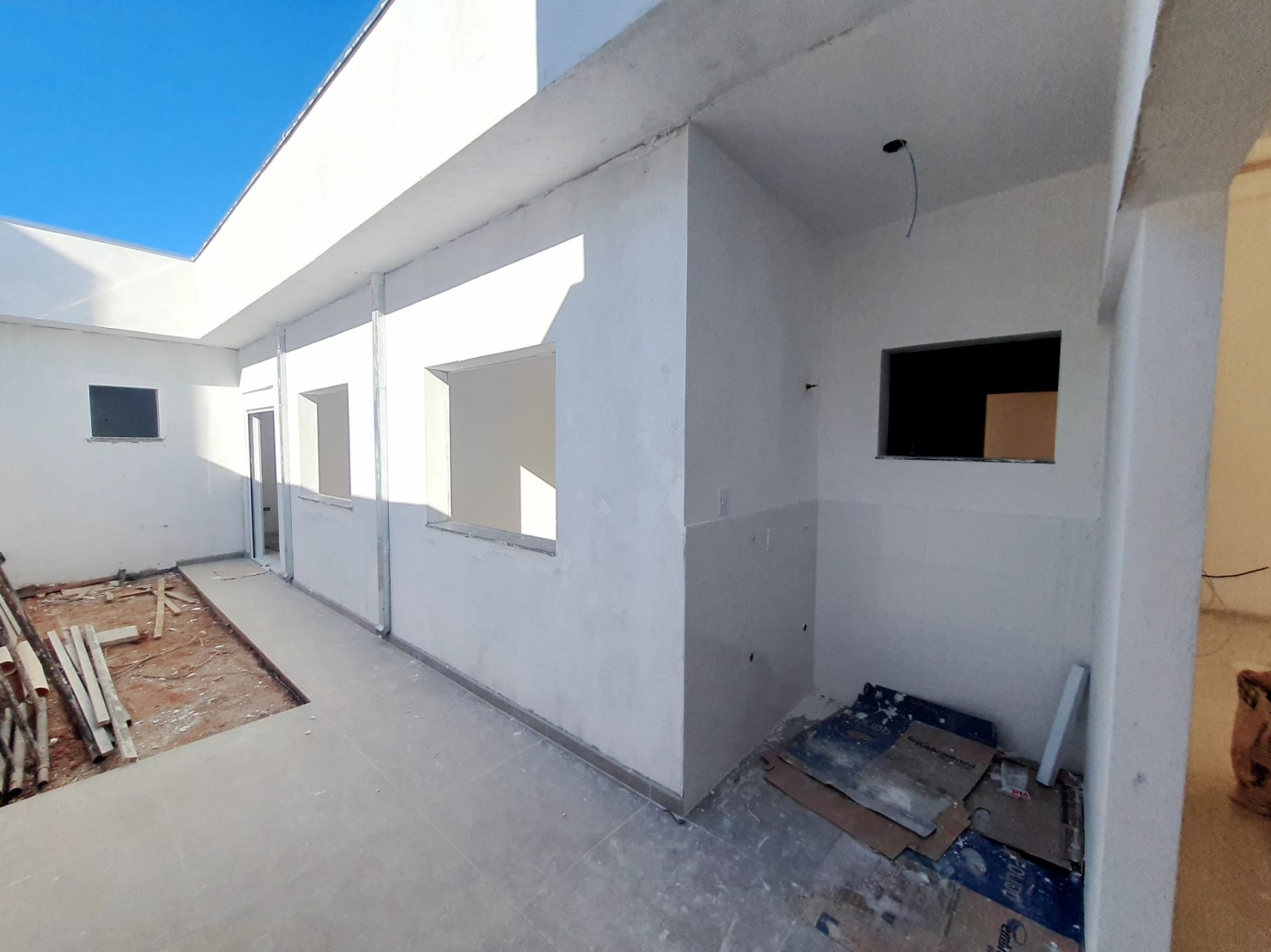 Casa à venda com 3 quartos, 176m² - Foto 8