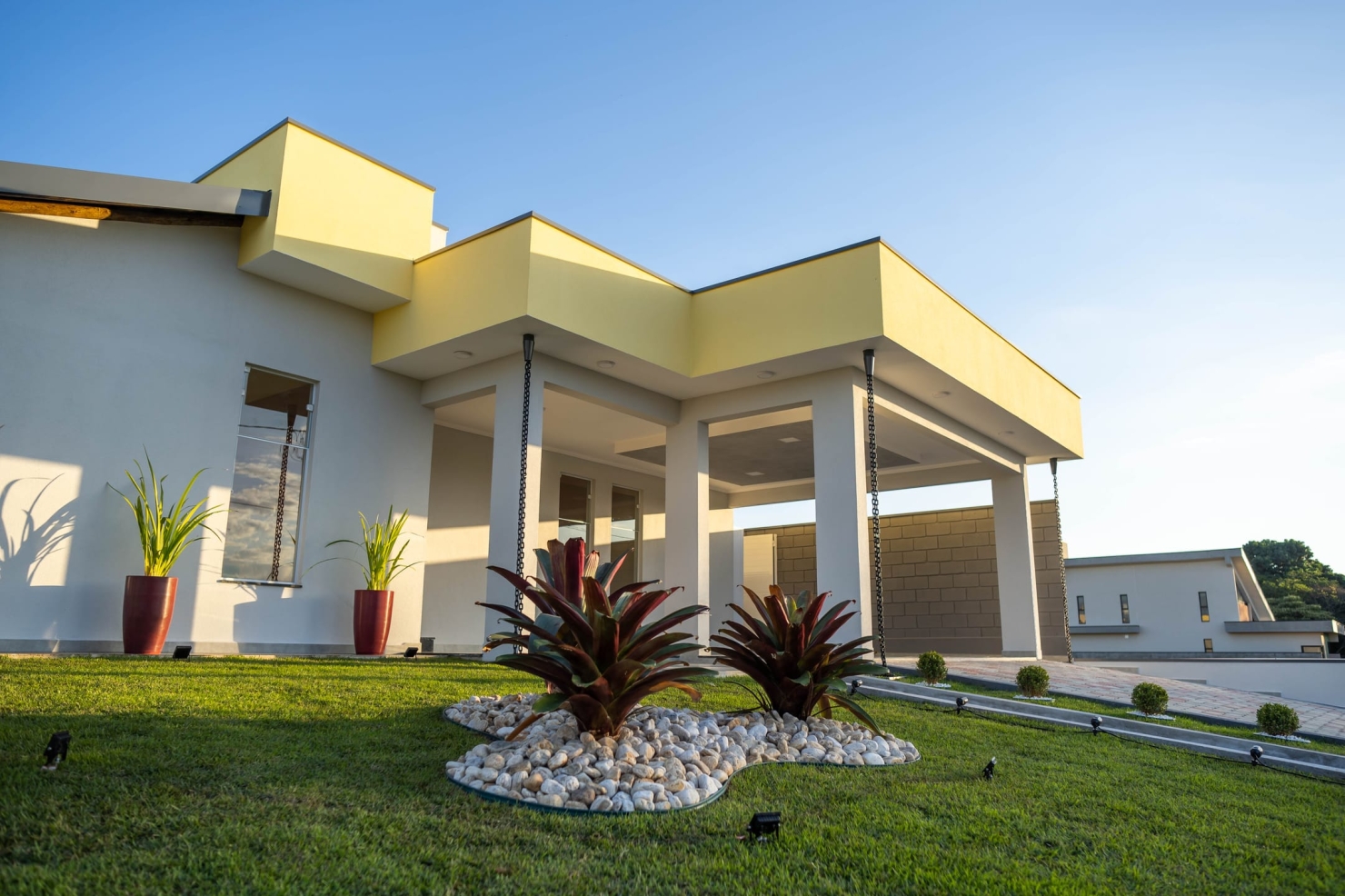 Casa de Condomínio à venda com 2 quartos, 227m² - Foto 3